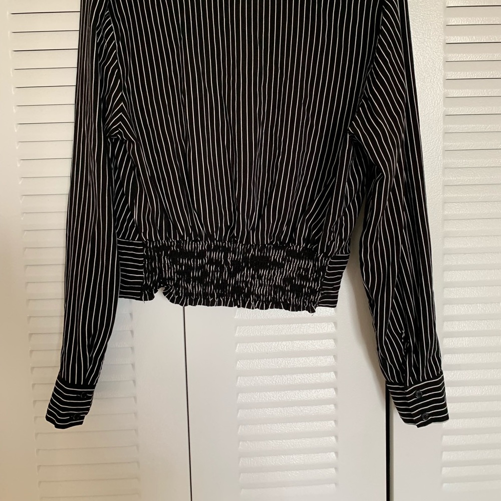 Cotton On black & white striped shirt FIRM PRICE - Picture 4 of 4